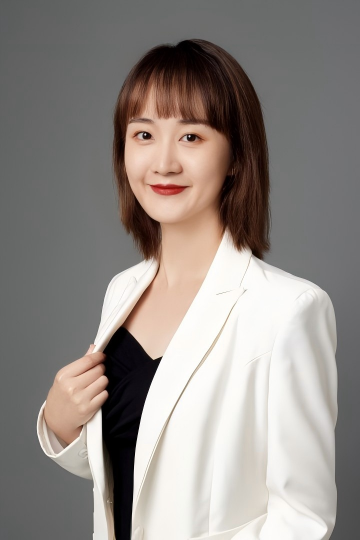 张莹老师照片